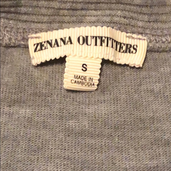 Sweater - Picture 3 of 3